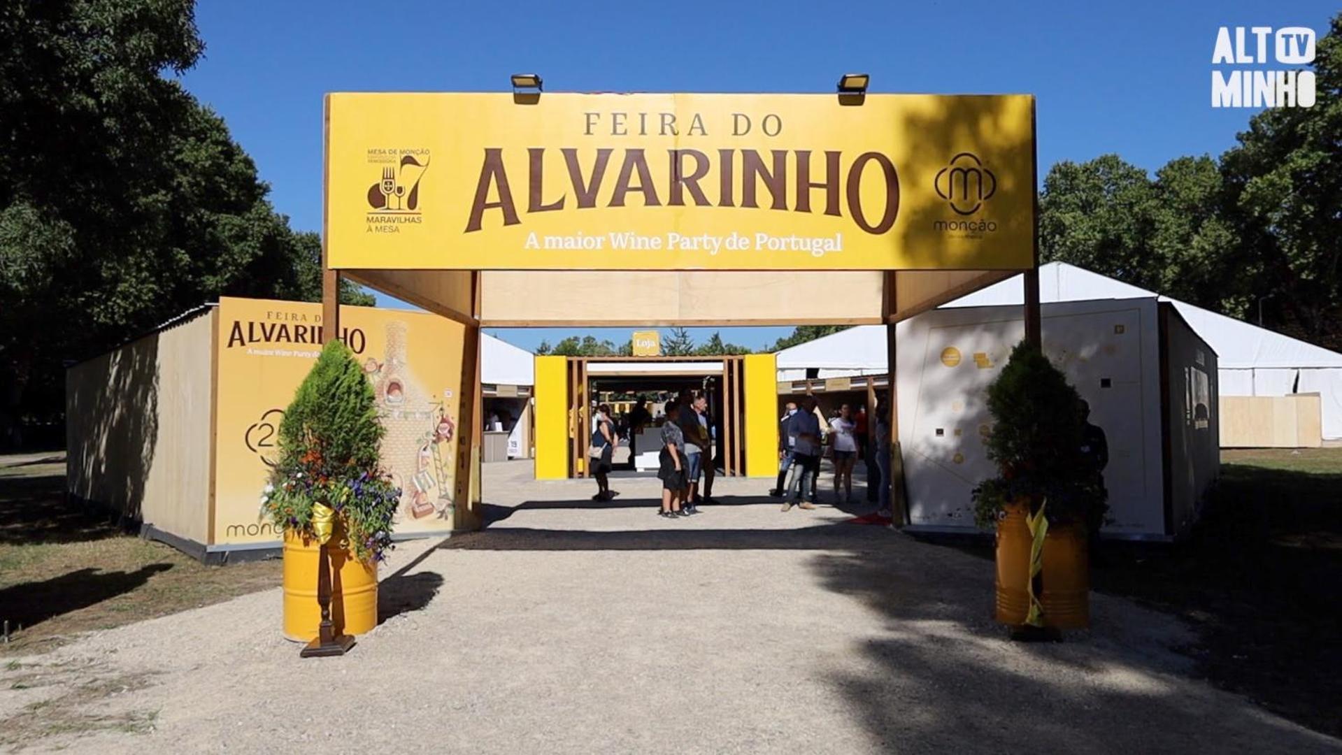 Casinha Ponte Nova Villa Moncao Ngoại thất bức ảnh